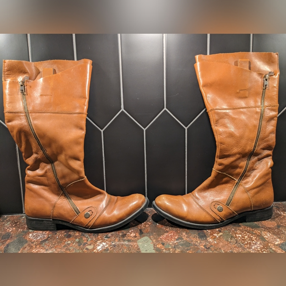 Leather boots